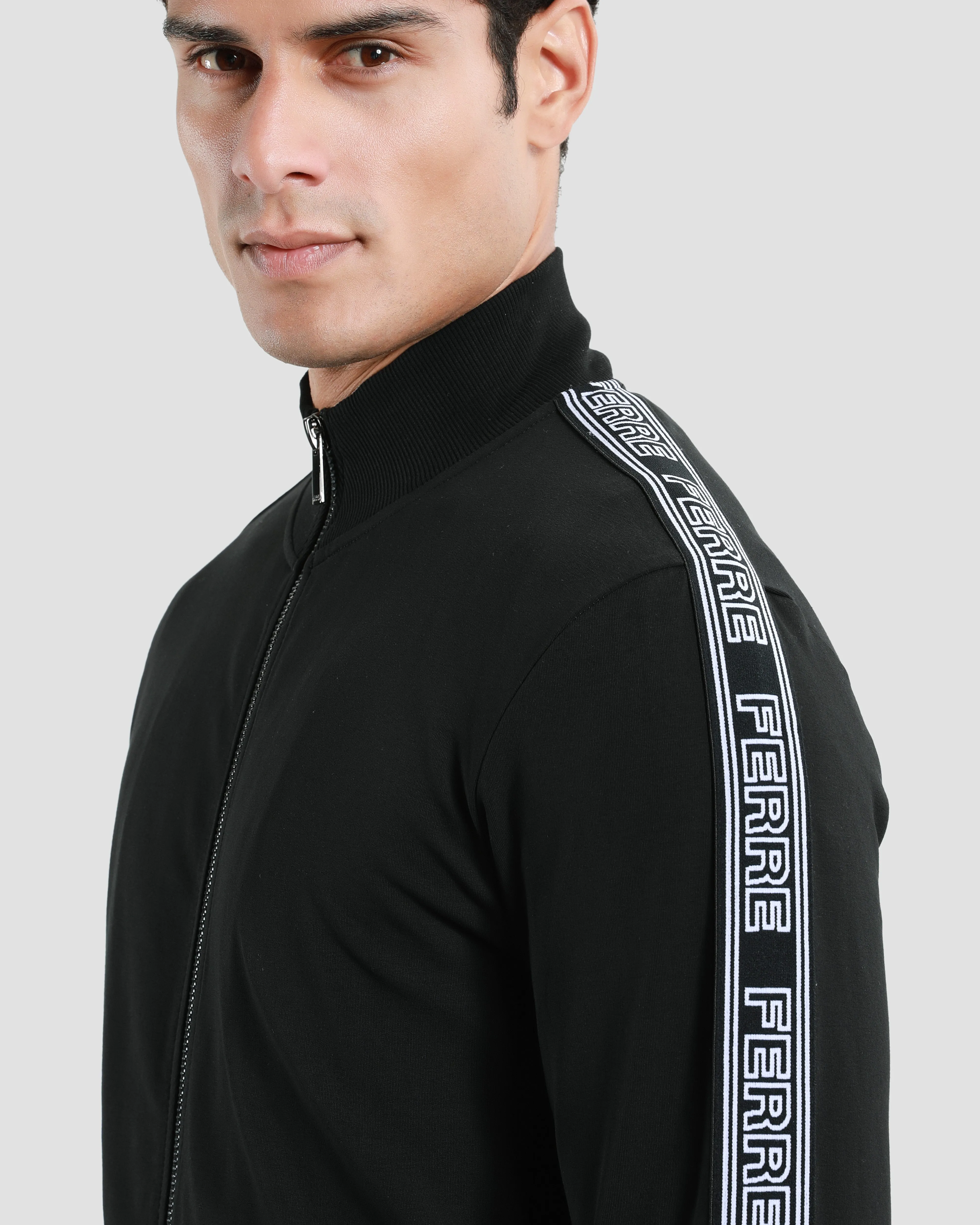 Logo Taper Detailed Tracksuit Jacket