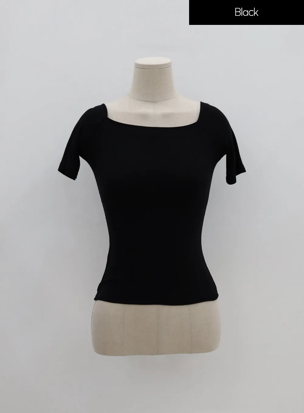 Open Shoulder Crop T-Shirt IU26