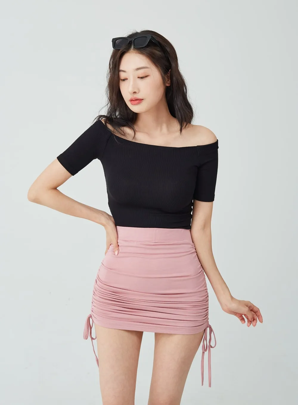 Open Shoulder Crop T-Shirt IU26